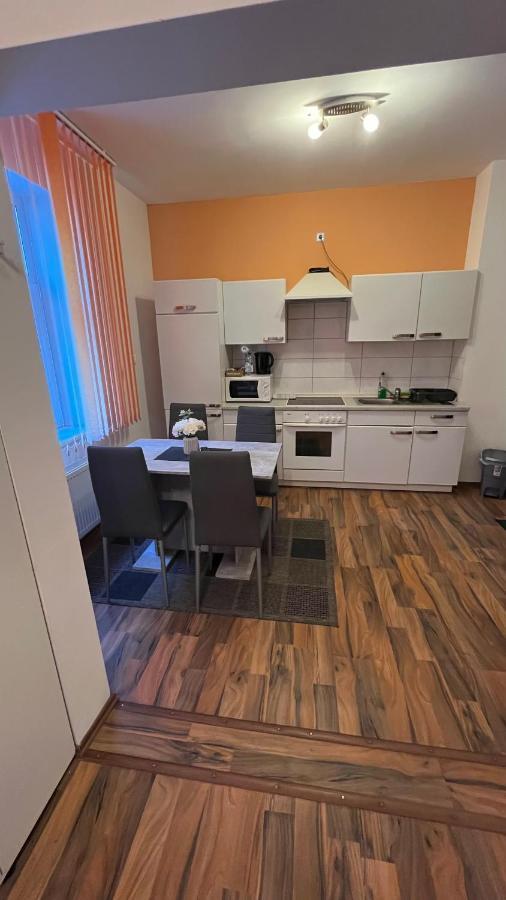 Pension Chevermeto ケムニッツ エクステリア 写真